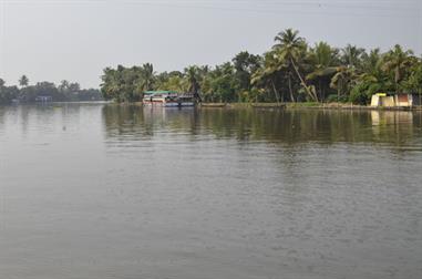 Houseboat-Tour from Alleppey to Kollam_DSC6443_H600